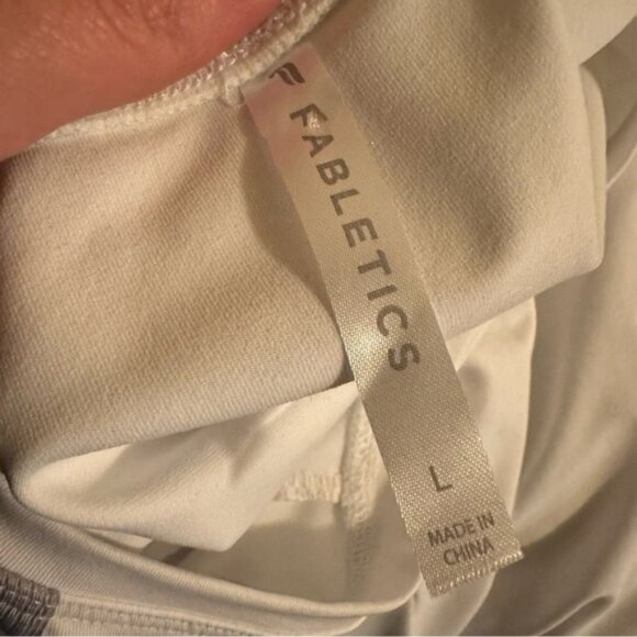 Fabletics white adjustable long sleeves top size L - Picture 12 of 12